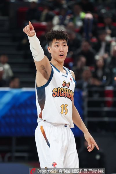 ：南京同曦将与李玮颢签下3年C类合同
