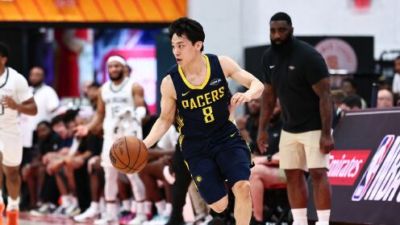 🏀夏联-步行者第三节爆发轻取鹈鹕 河村勇辉5+5+12 斯劳森22分