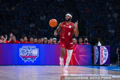 会是谁？媒体人：有CBA球队接触首钢男篮 希望购买杰曼优先续约权