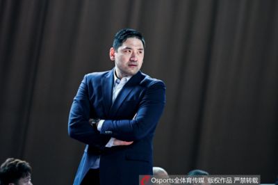 媒体人：钟诚新赛季将前往NBL 执教贵州猛龙俱乐部
