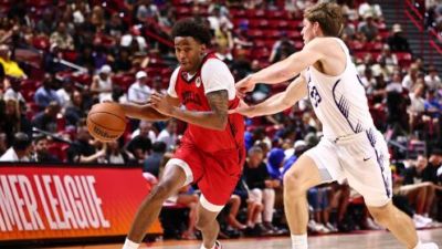 🏀夏联-爵士轻取公牛 彼得森缺阵 4号秀威尔逊19+8+5帽罚球6中0