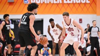 🏀夏联-骑士轻取热火 34号秀托马斯35分&三节33分 唐纳森22分