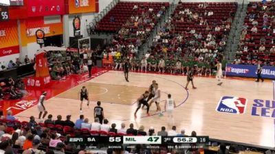 🏀夏联-马刺擒雄鹿 RJ·戴维斯20分 李贤重12分3板 伯里斯26分