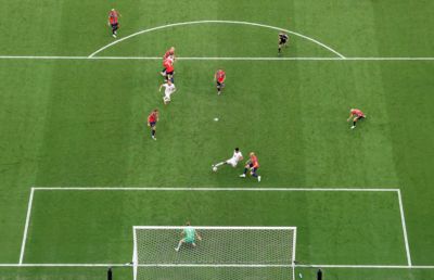 贝林厄姆补射破门连场双响！英格兰2-1反超挪威！尼兰扑救失误
