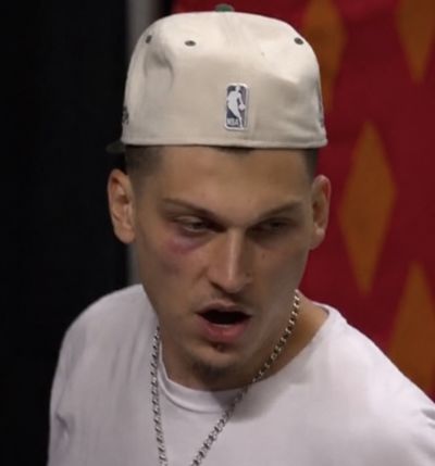 真·拳是爱了!希罗一个月前取关热火 现在又关注上了🤡