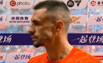 布尔克:这场比赛很难,斯坦丘是顶级球员,大连踢得也非常不错