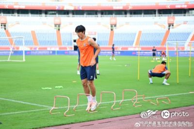 山东泰山vs云南玉昆赛前官训图集