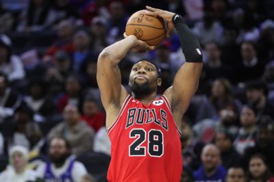 没达成五个赛季医保目标!亚布塞莱自掏腰包回NBA 现在又回欧洲了