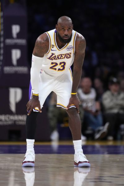 文胖：詹姆斯的核心圈子极小 目前没人能确定他加盟哪支球队