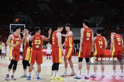 谁是最不适合当下这支中国男篮风格的人？