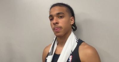 小迈克尔·布朗：NBA的球场比大学联赛更大 队友让我的转变很轻松