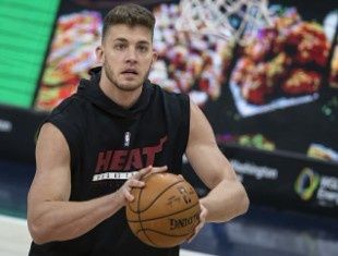 Skip：我曾极力反对乐透区选白人中锋 白伦纳德就是典型例子