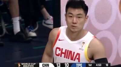 可惜啊！赵继伟抢断被吹犯规 随即被高诗岩替换下场