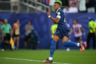 法国队世界杯17次获点仅少于西班牙，其中16次罚进