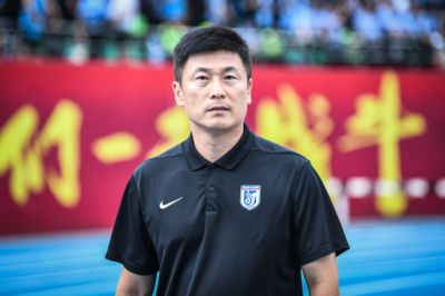 李国旭：过去一周球队承受着很大的压力，大家没有乱稳住了防守