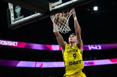 世预赛瑞典87-76捷克 拉松16中4得19分2板2助 克雷伊奇14分4板5助