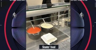 😂忙到忘了吃饭！Shams订餐后埋头爆料 餐盒一直没人认领