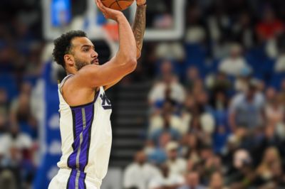 重返NBA!队记:特雷·莱尔斯与森林狼签下一份一年合同