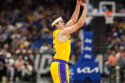 美记：活塞曾有意以顶薪签下里夫斯 但湖人匹配了报价