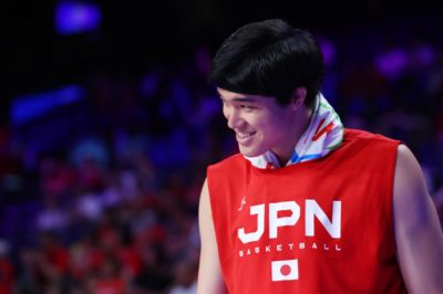 渡边雄太：我们过去几周都是为这场比赛做准备 为球队感到骄傲