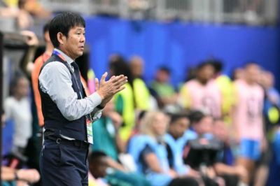 韩国小组出局！森保一为洪明甫辩护：说他们“历史最差”并不恰当