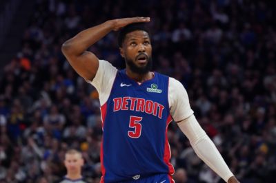 NBA发言人：正审查针对比斯利和戴维斯的联邦起诉书 将全力配合