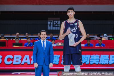媒体人：徐昕留洋的大门并没有关闭 NCAA依然是个值得考虑的选择