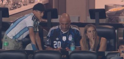 1-0领先！吉诺比利现场观战阿根廷VS约旦的世界杯小组赛