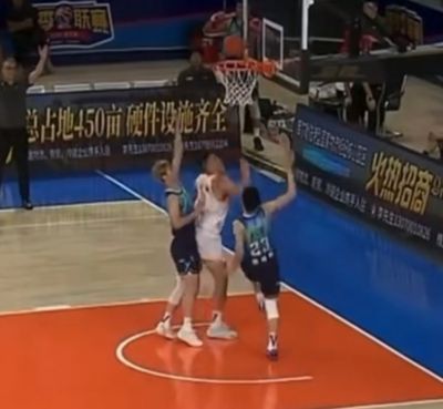 夏季联赛库尔勒站-江苏83-81险胜宁波 曾繁日篮下强打准绝杀