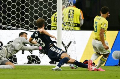 库尼亚连场破门！巴西3-0领先苏格兰，吉马良斯两送助攻