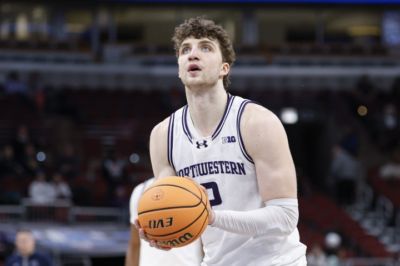 NBA选秀大会：火箭用55号签选中马蒂内利交易至快船换现金