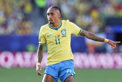 否认财务危机，拉菲尼亚妻子：即使只赚收入的10%，我们依然幸运