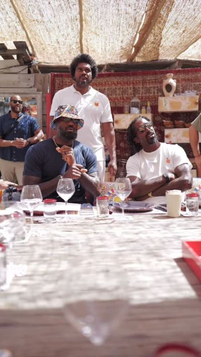 JR：外界总往我身上泼脏水 而詹姆斯认可我的人品 这对我意义非凡