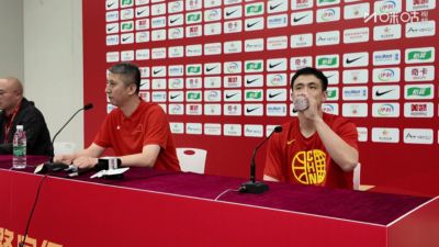 郭士强谈与王俊杰半夜谈心：思想出现波动 球员有问题 我们来解决
