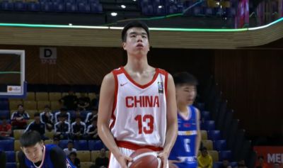 热身赛-中国U17男篮在末节翻盘 战胜去年的欧青赛冠军塞尔维亚队