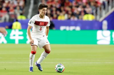 拉大胯！21岁居莱尔本赛季6球14助，身价9000万首次世界杯2轮出局