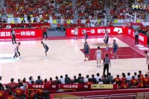 🏀热身赛-中国男篮力克乌拉圭 贺希宁17分 焦泊乔14分