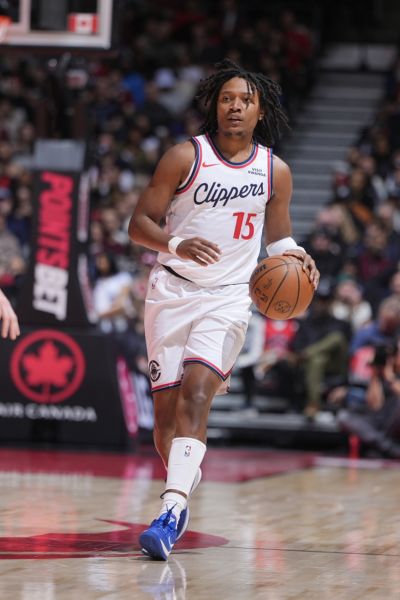 媒体人：有两支CBA球队对前NBA球员小泰泰·华盛顿感兴趣