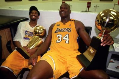 2000年今天：OK组合夺首冠 奥尼尔包揽常规赛MVP&全明星&FMVP