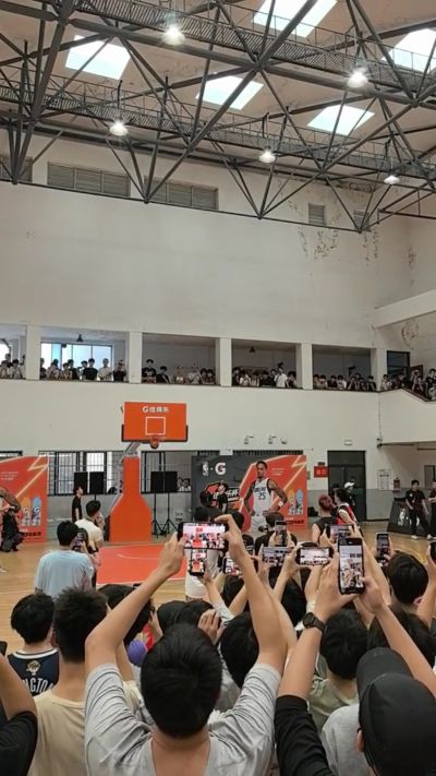NBA首发大前锋这投篮？P.J·华盛顿在中国行活动期间三分5投全失
