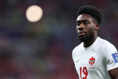 阿方索·戴维斯第二轮出战成疑，可能只踢最后30分钟
