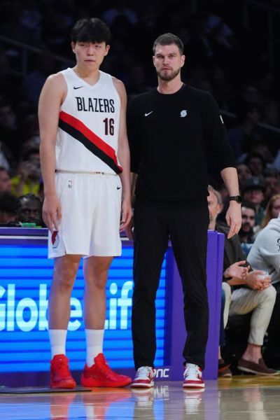 比卢普斯-斯普利特-开拓者新帅！杨瀚森将迎NBA生涯第三任主教练