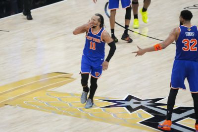 要疯狂庆祝的！考辛斯：祝贺尼克斯夺冠 大家在纽约注意安全