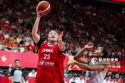 中国女篮的内线竞争非常激烈 刘禹彤目前的队内位置情况不容乐观