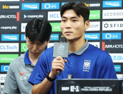 世界杯小组赛韩国vs捷克首发公布，“中超独苗”朴镇燮替补待命