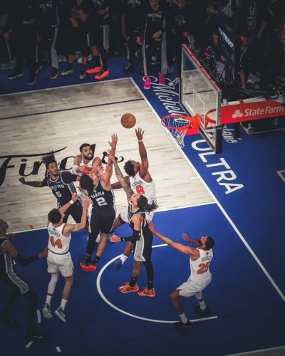 世界名画！NBA官方晒OG绝杀：在麦迪逊广场花园聚光灯闪烁下