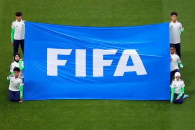 FIFA批准转会新规，球员参与转会决策合同中必须有解约条款