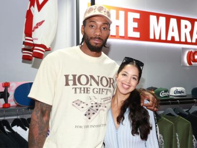 买房安家?小卡携女友现身多伦多 还带着房产经纪人