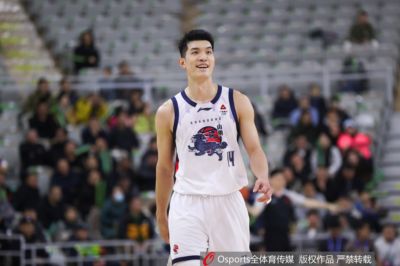 鲁媒：山东男篮周一开始备战 目前以陶汉林、郭凯等九名球员为主