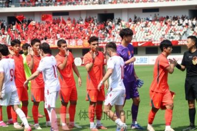 事不过三！塔吉克U21主帅首败中国队：进步肉眼可见